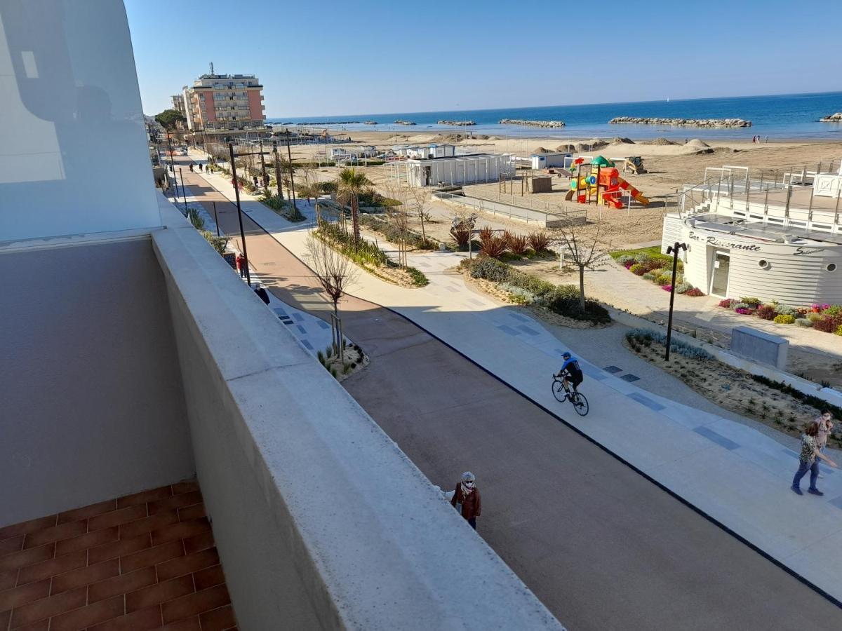 Appartamento Vista Mare Viserbella, Vicissimo Alla Fiera Rimini Exterior photo