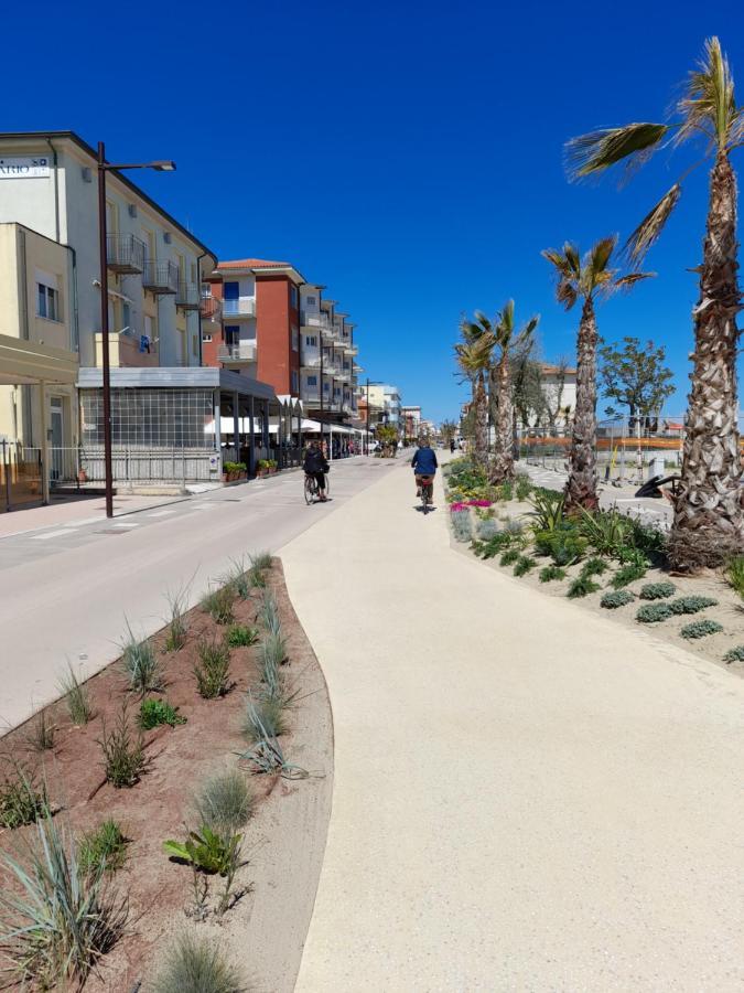 Appartamento Vista Mare Viserbella, Vicissimo Alla Fiera Rimini Exterior photo